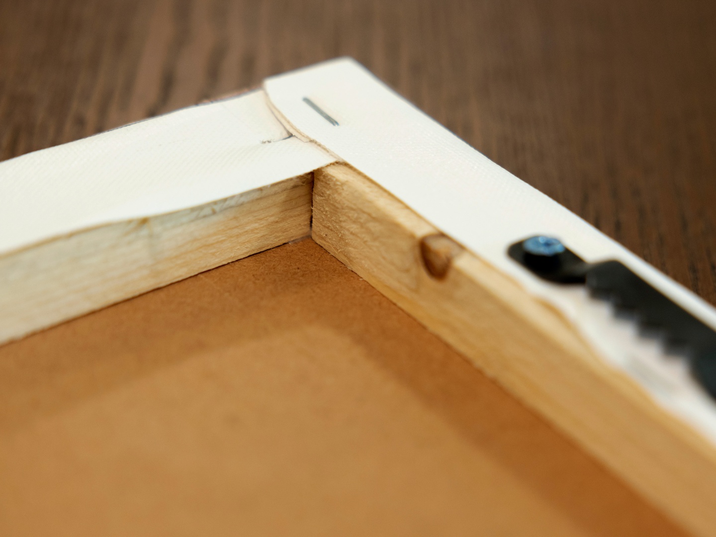 Close up photo showing the quality real pine frame